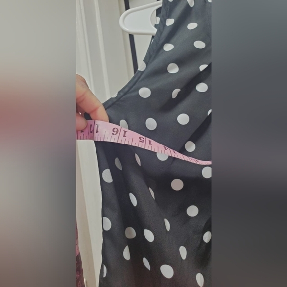 Merona Black and White Polka Dot Vintage Women Top. 🌴 - Picture 5 of 6